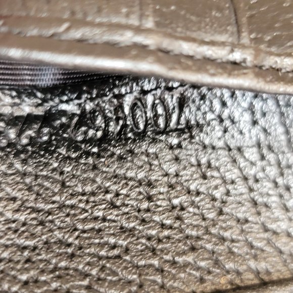 GUCCI BI-FOLD LEATHER WALLET WITH HORSEBIT - NEW - Picture 6 of 7